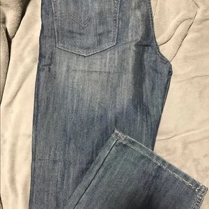 Levis jeans